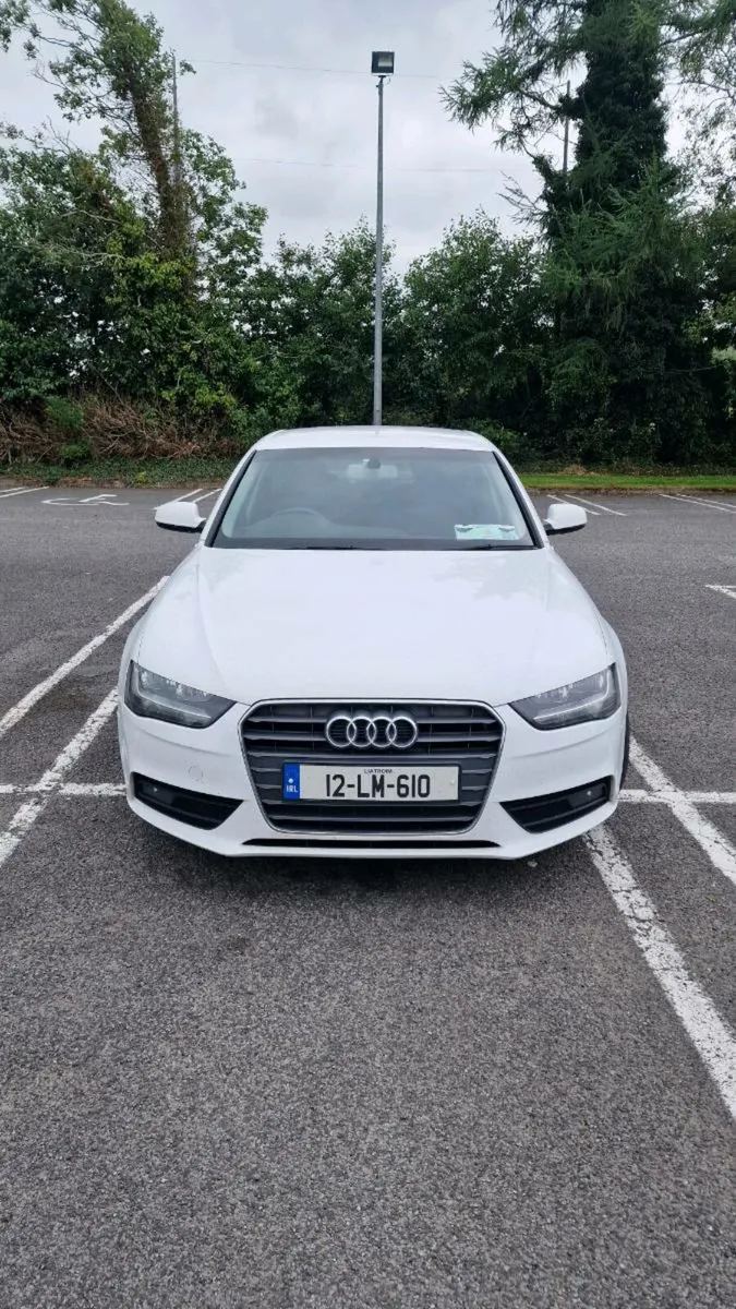 Audi A4 2012 - Image 2