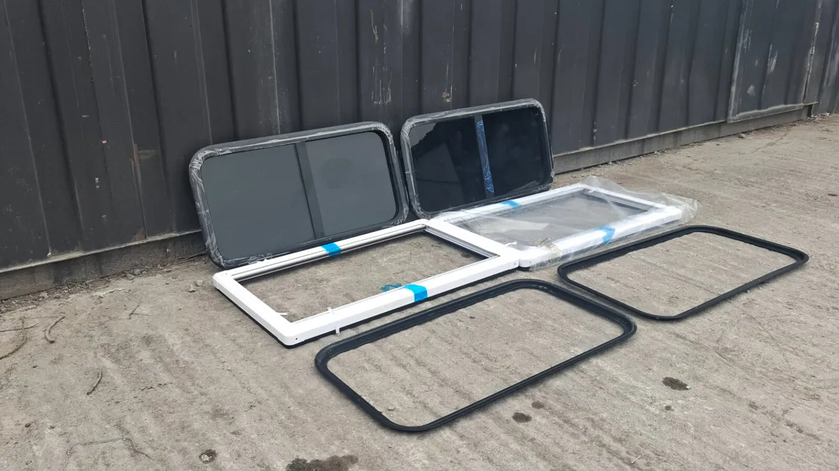 Caravan Window Installation Kit – 98cm x 56cm - Image 1