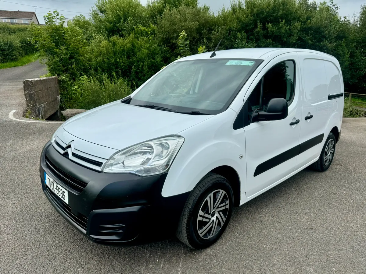 2017 Citroen Berlingo Enterprise - Image 2