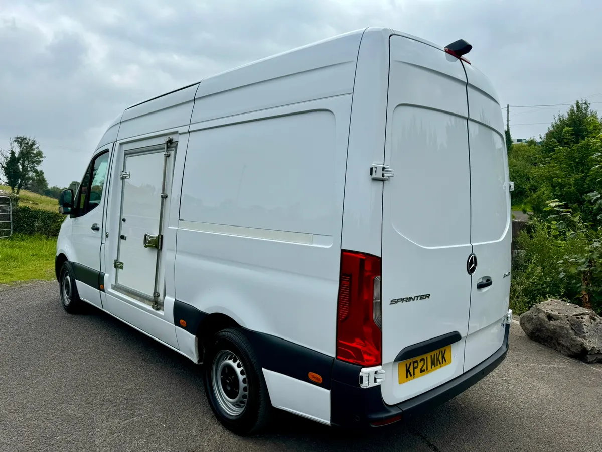 2021 Mercedes Sprinter 314  Fridge (VRT €250) - Image 4