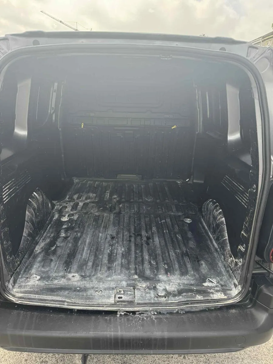 Van for sale open to offers - Image 2