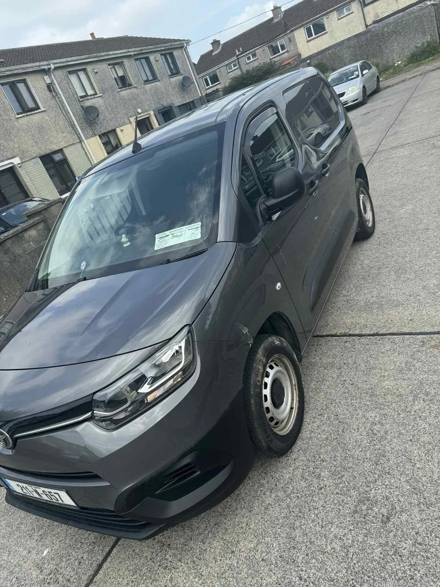 Van for sale open to offers - Image 3