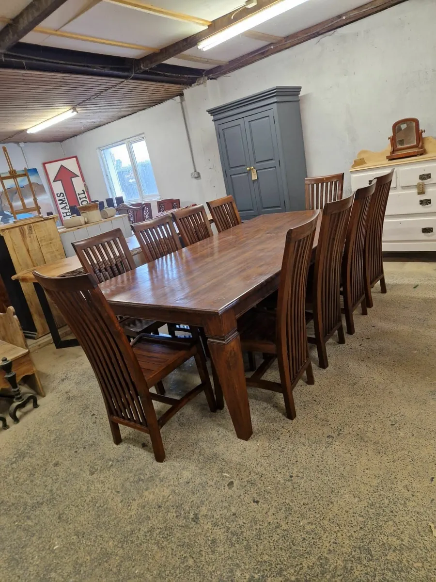 8ft dark oak table,  10 chairs - Image 1