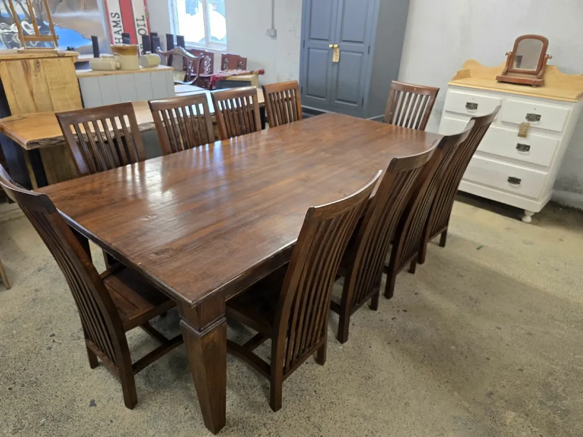 8ft dark oak table,  10 chairs - Image 4