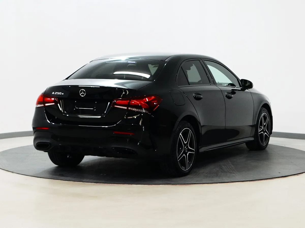 *18* 2022 Mercedes-Benz AMG 1.3 AMG LINE - Image 4