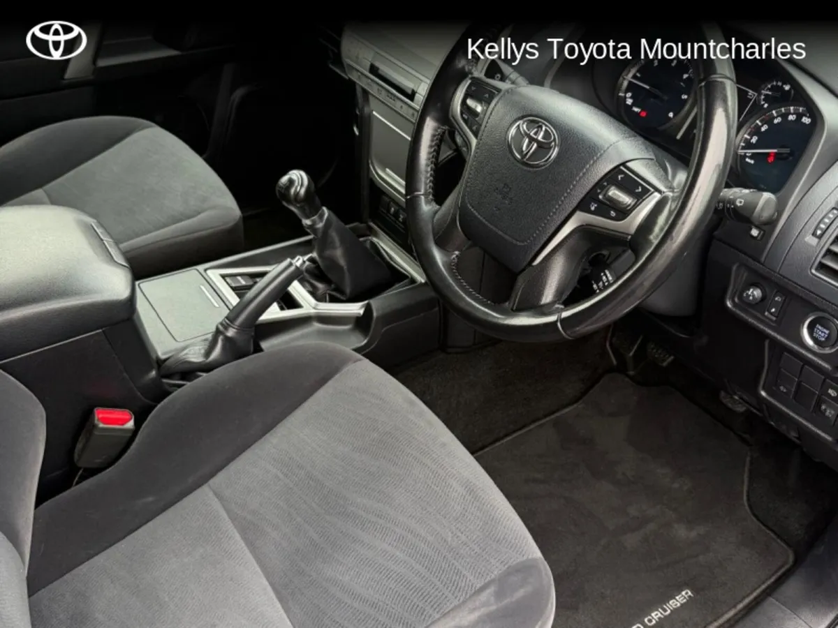 Toyota Land Cruiser LAND CRU LWB COMMERCIAL 4DR LC - Image 3