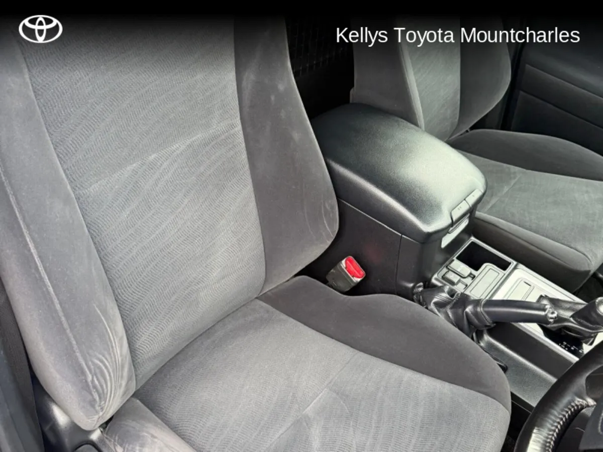 Toyota Land Cruiser LAND CRU CRUISER LWB C LC COMM - Image 2