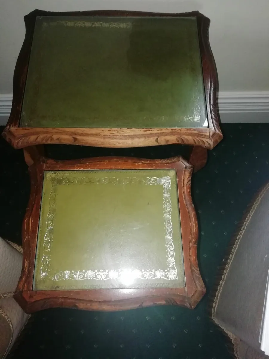 Nest of two small tables - Image 2