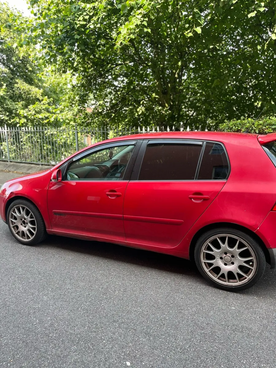 Volkswagen Golf - Image 1