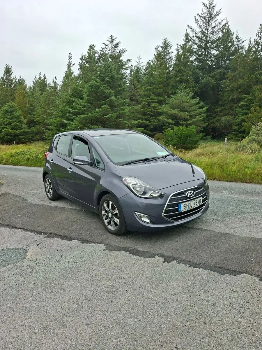 Hyundai ix20 Automatic - Image 1
