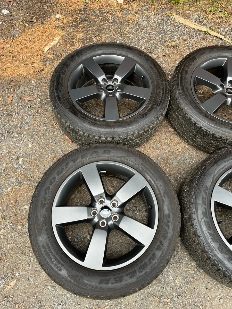 20’ Genuine Land Rover 5x120 alloy wheels - Image 2