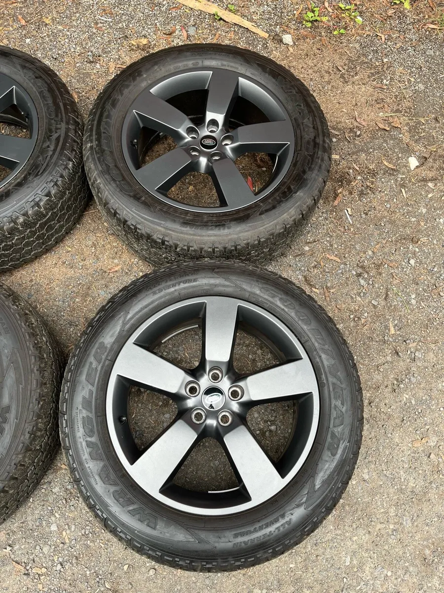 20’ Genuine Land Rover 5x120 alloy wheels - Image 3
