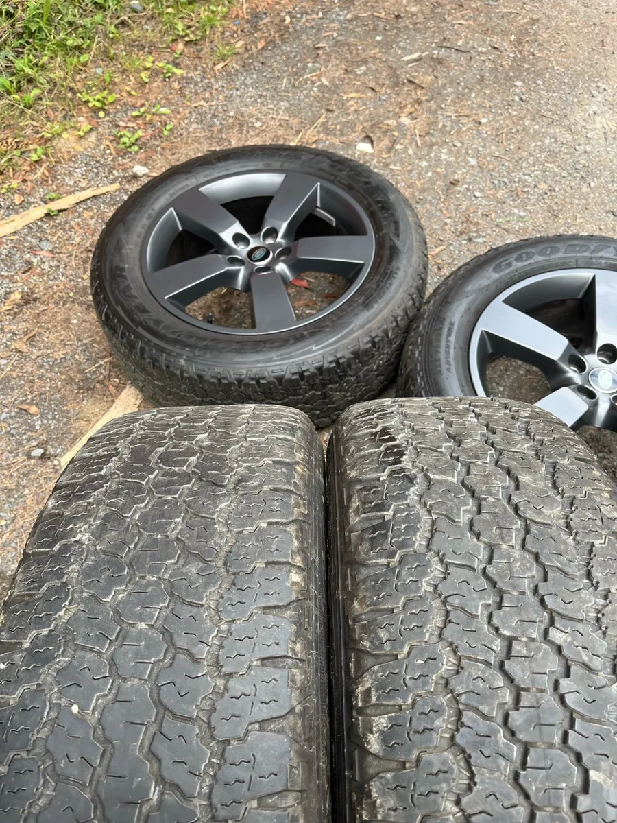 20’ Genuine Land Rover 5x120 alloy wheels - Image 4
