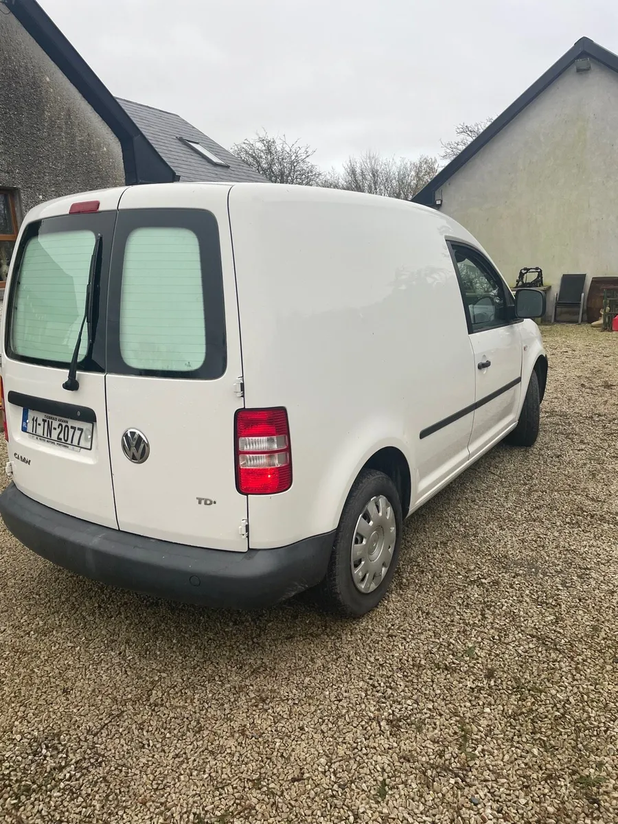 VW Caddy - Image 2