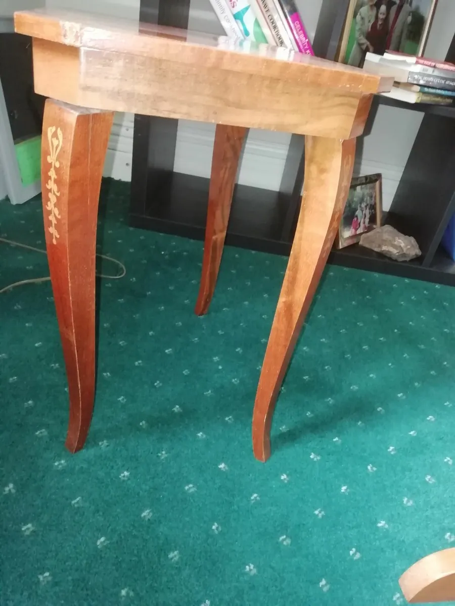 Occasional table - Image 2