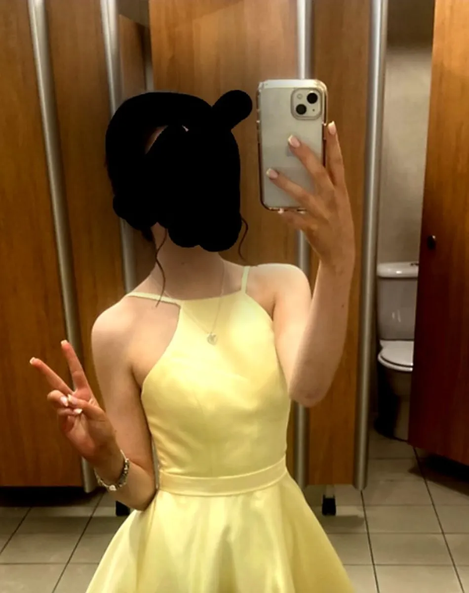 Yellow confirmation dress - Image 3