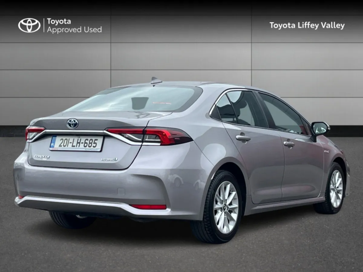Toyota Corolla COROLLA HYBRID LUNA SAL - Image 2