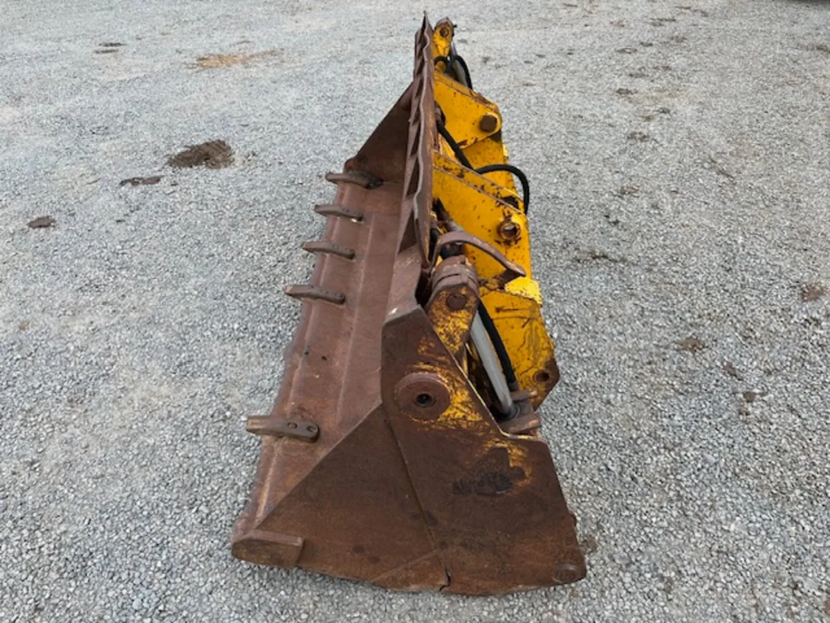 4 in 1 Bucket suit MF 50B, 50H etc - Image 2