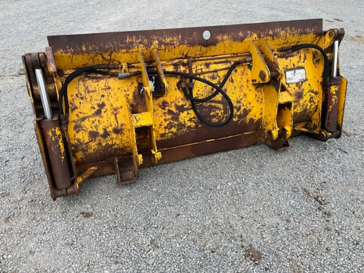 4 in 1 Bucket suit MF 50B, 50H etc - Image 3