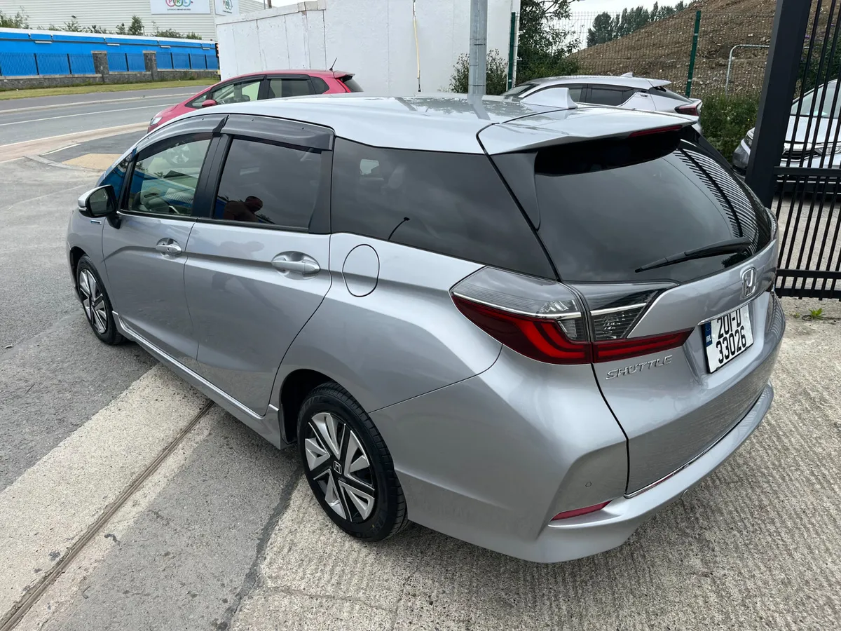 Honda Shuttle 2020, 1.5 HYBRID AUTO LOW KM - Image 4