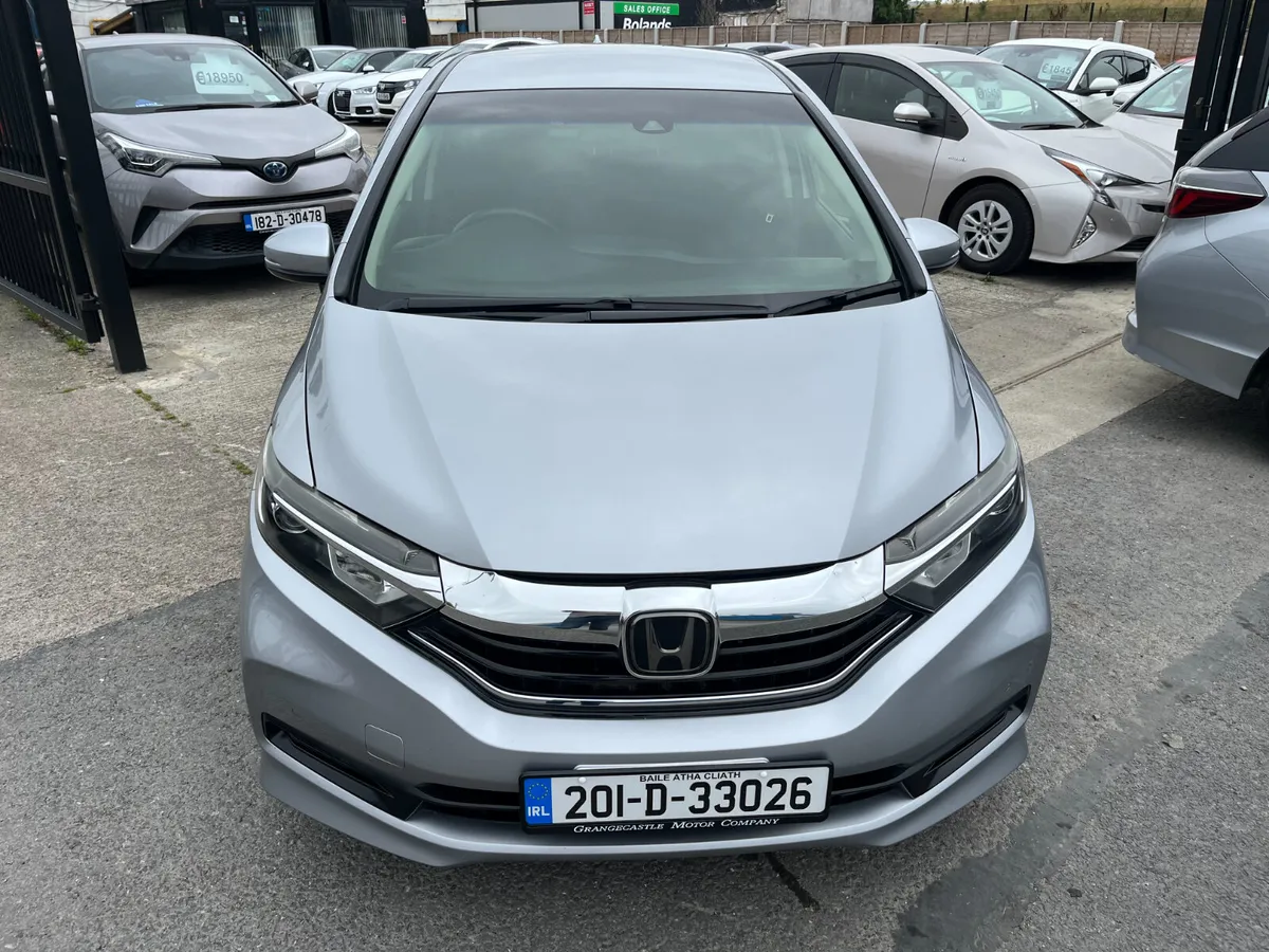 Honda Shuttle 2020, 1.5 HYBRID AUTO LOW KM - Image 2
