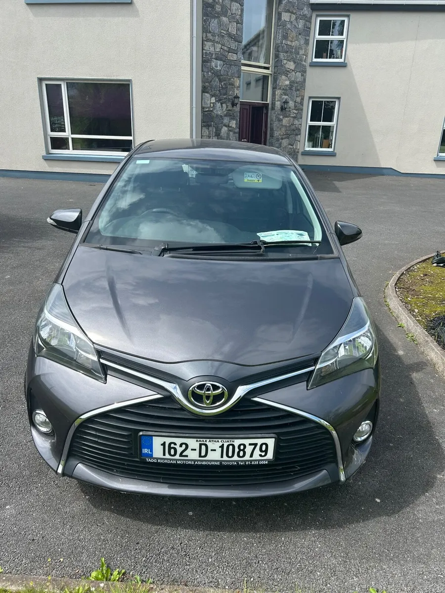 Toyota Yaris 2016 - Image 2