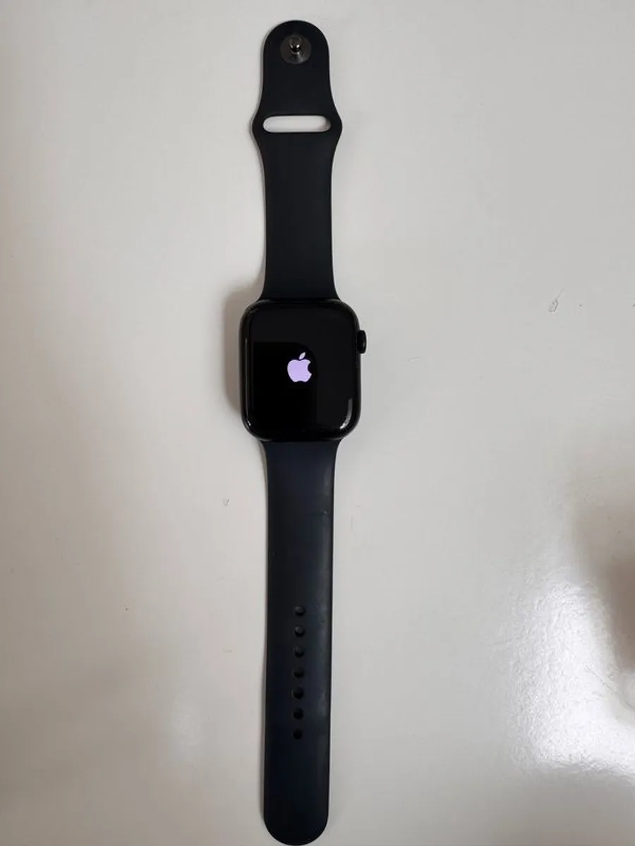 Apple Watch Series 9 45mm - Image 2
