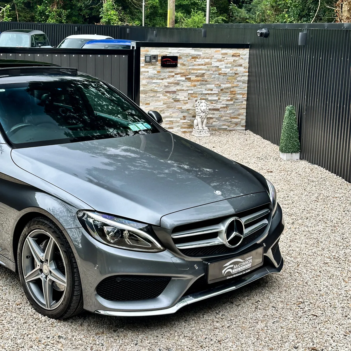 2017 (171) Mercedes-Benz C220 AMG PREMIUM - Image 2