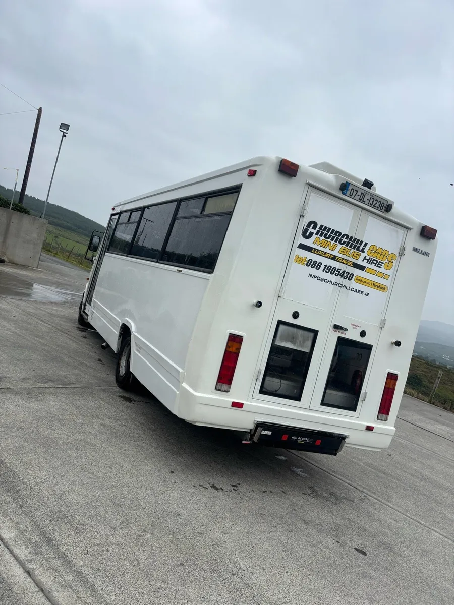 Mercedes bus 30+1 w/c - Image 3