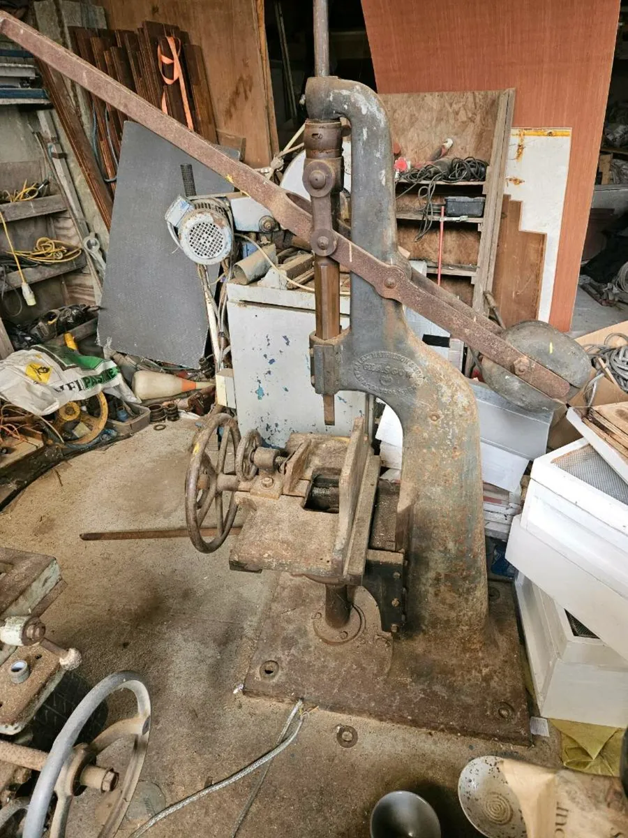 Vintage Hand morticer - Image 1