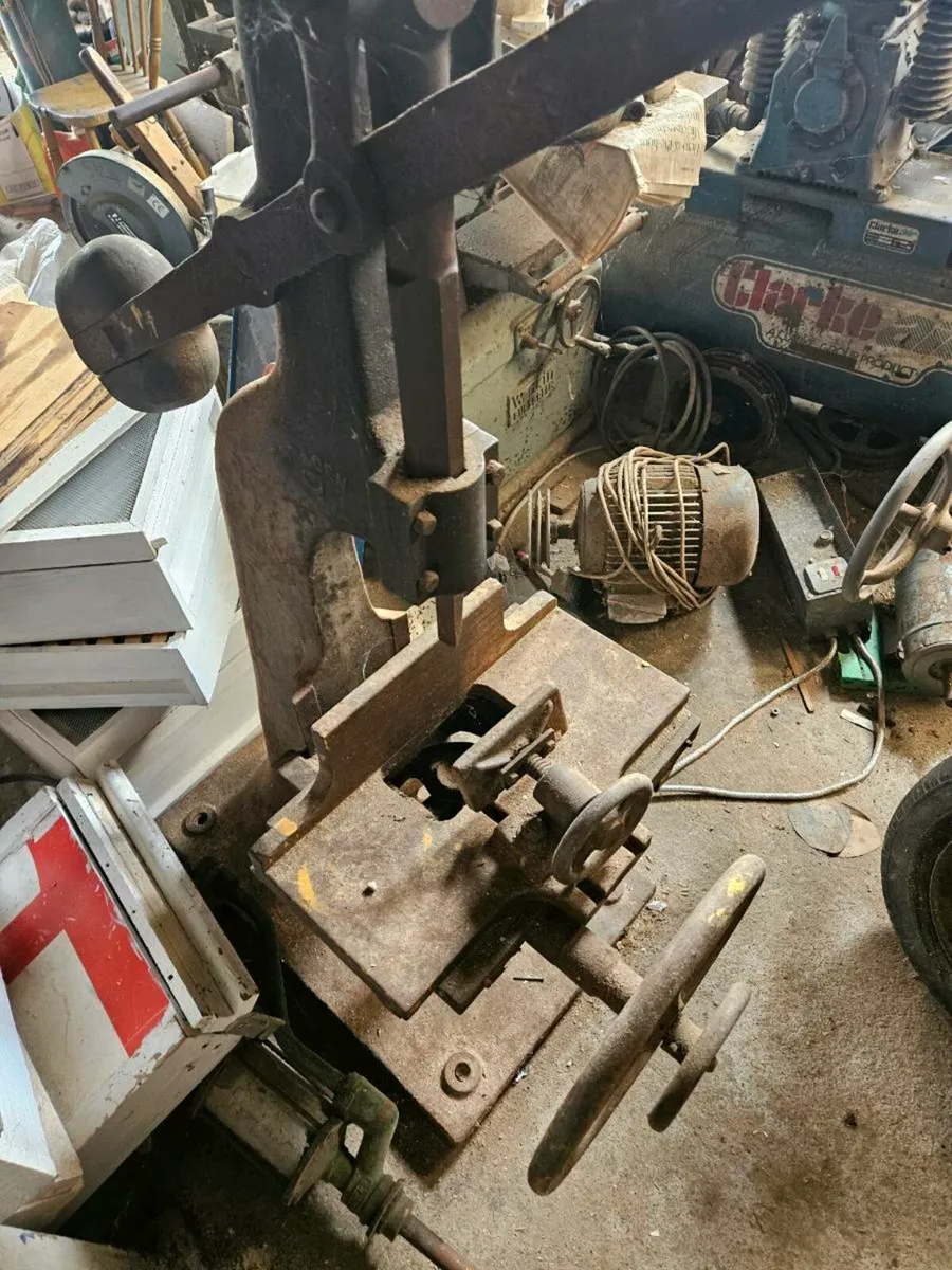 Vintage Hand morticer - Image 3