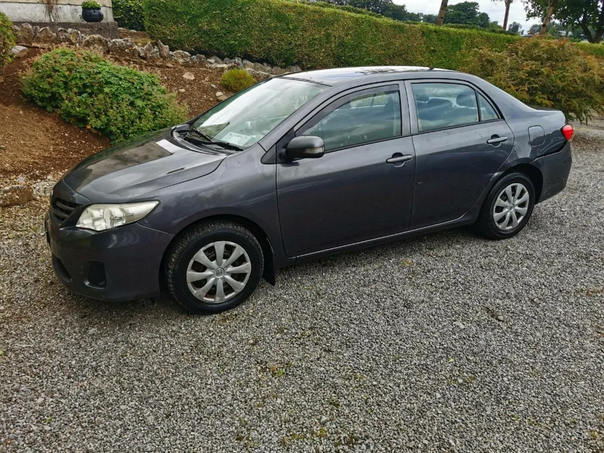 11 Toyota Corolla 1.4 D4D - Image 1