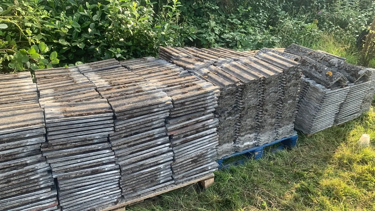 Roof tiles - Image 3