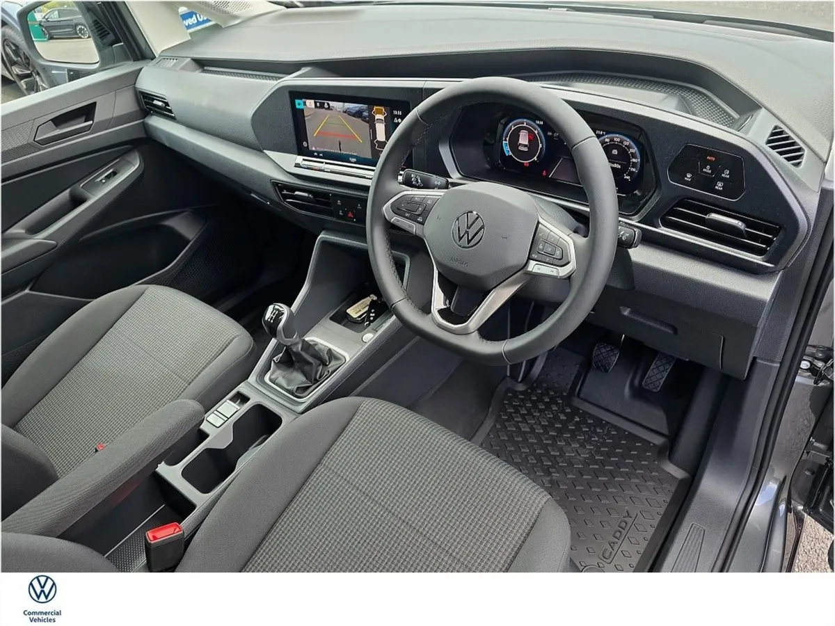 Volkswagen Caddy Caddy Life TDI 102BHP M6F - Image 2