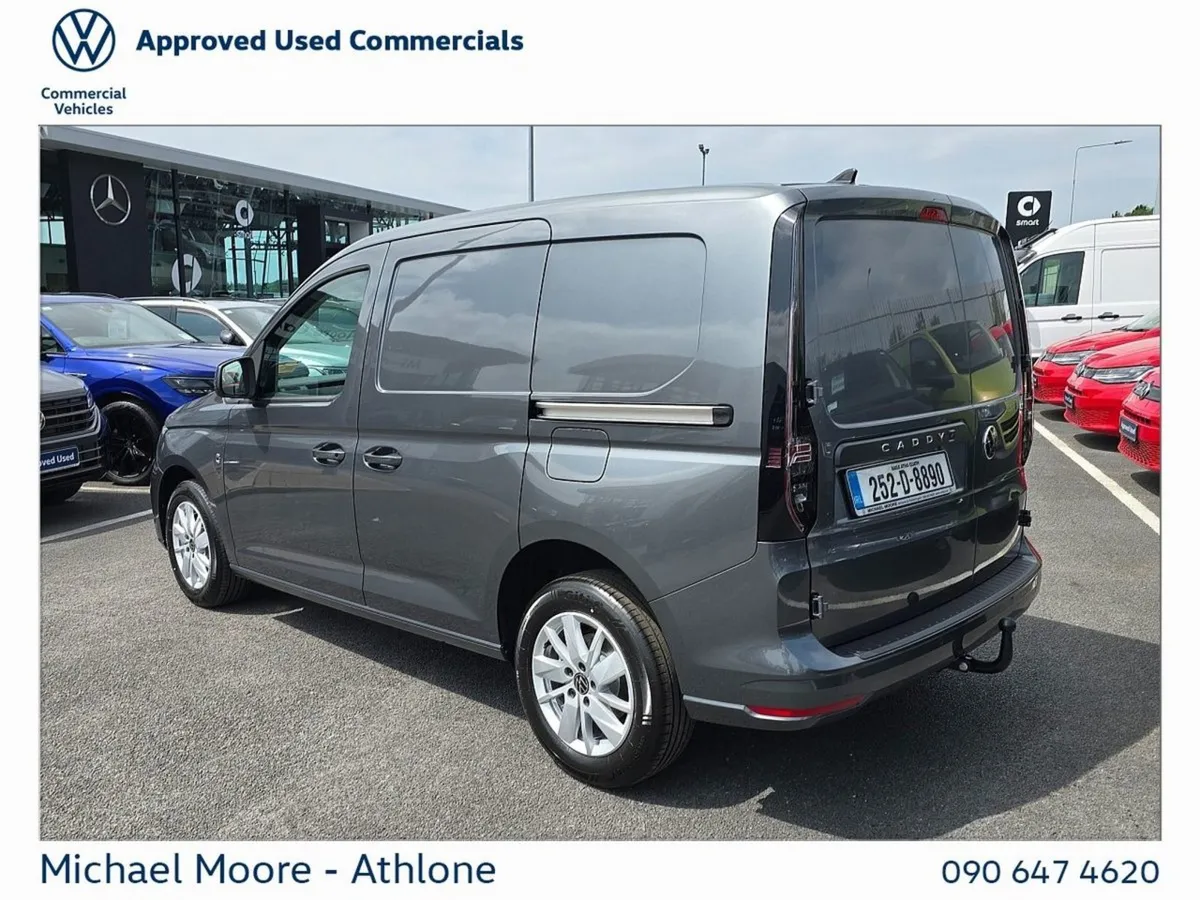 Volkswagen Caddy Caddy Life TDI 102BHP M6F - Image 3