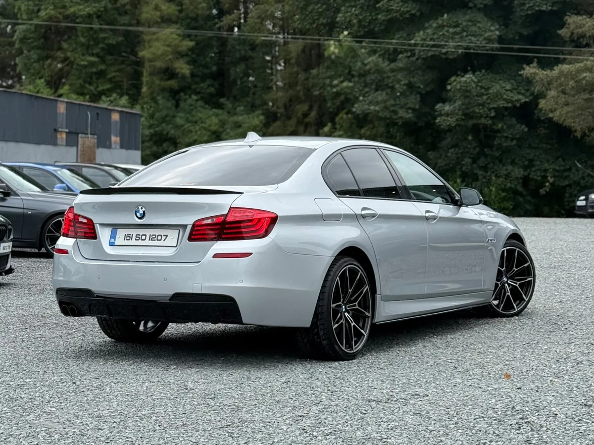 BMW 5-Series 2015 - Image 4