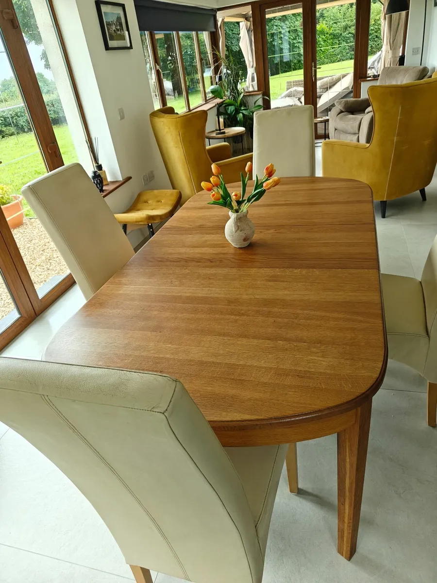 Dining/kitchen table and chairs - Image 2