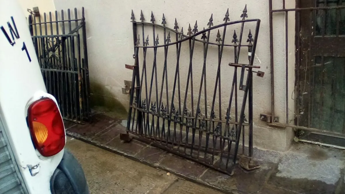 Gates - Image 4