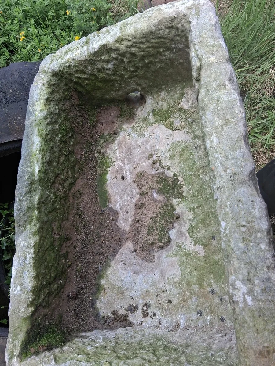 Hand cut carved stone sink - Image 3