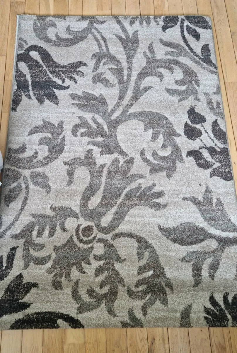 Rug - Image 1