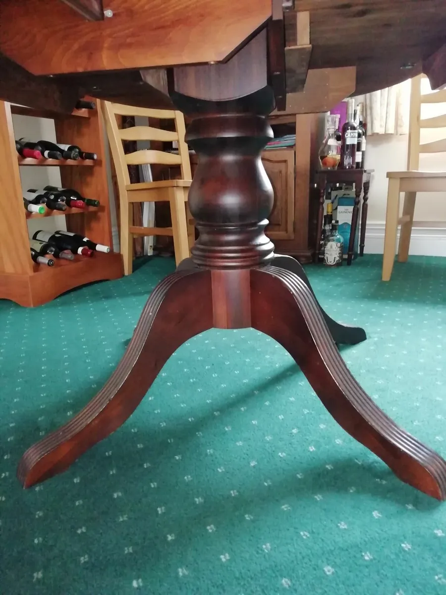 Oval folding dining table - Image 3