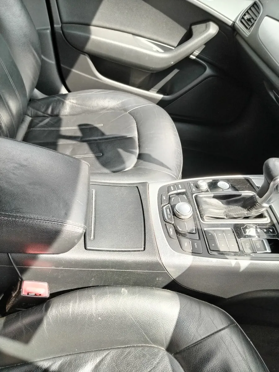 Audi A6 2011 - Image 2