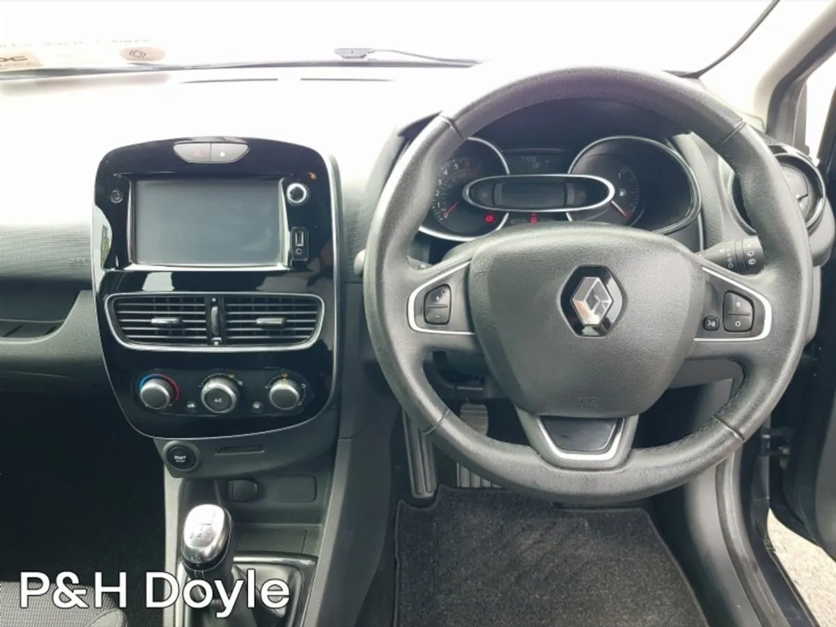 Renault Clio Dynamique NAV - Image 2