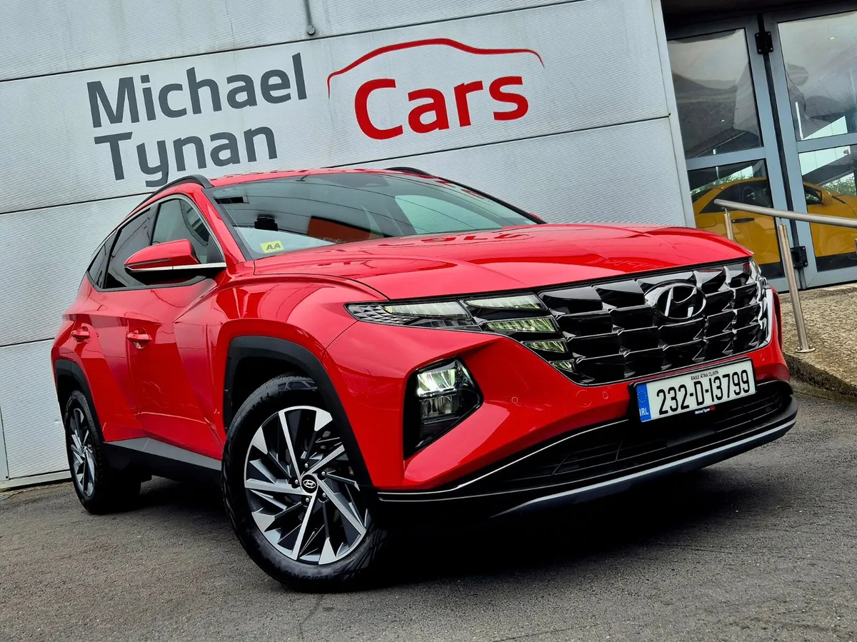 2023 Hyundai Tuscon Executive Plus Diesel, Leather - Image 4