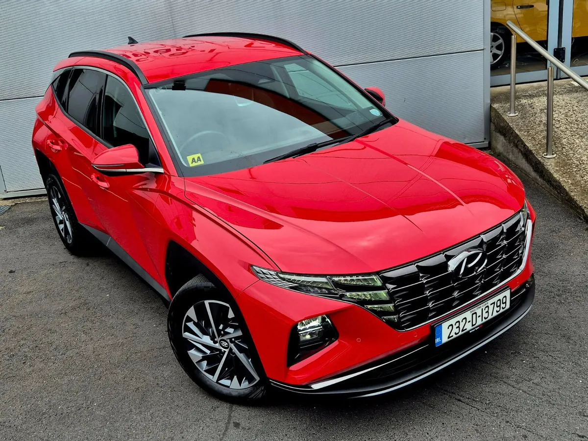 2023 Hyundai Tuscon Executive Plus Diesel, Leather - Image 3