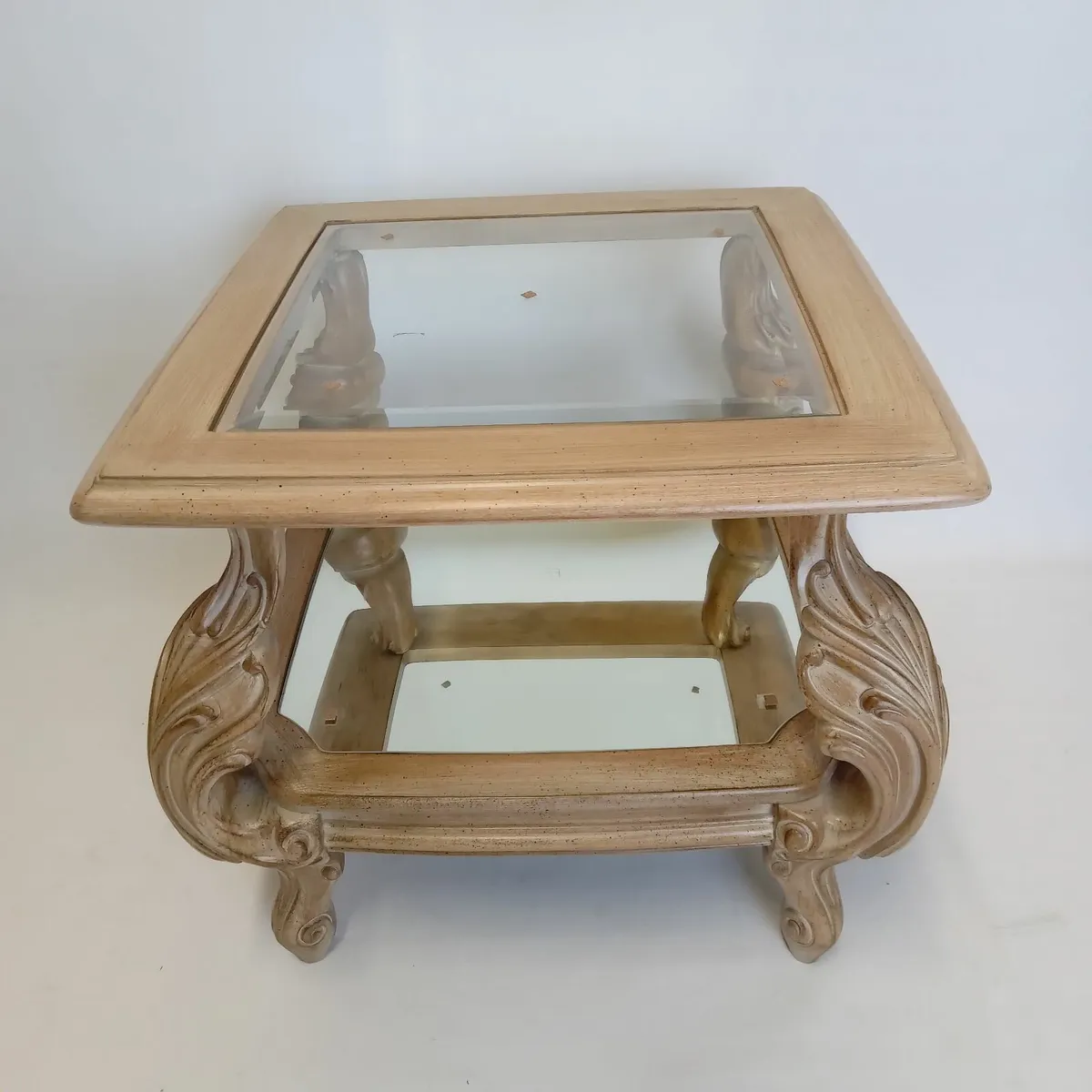Side Table Baroque - Image 1
