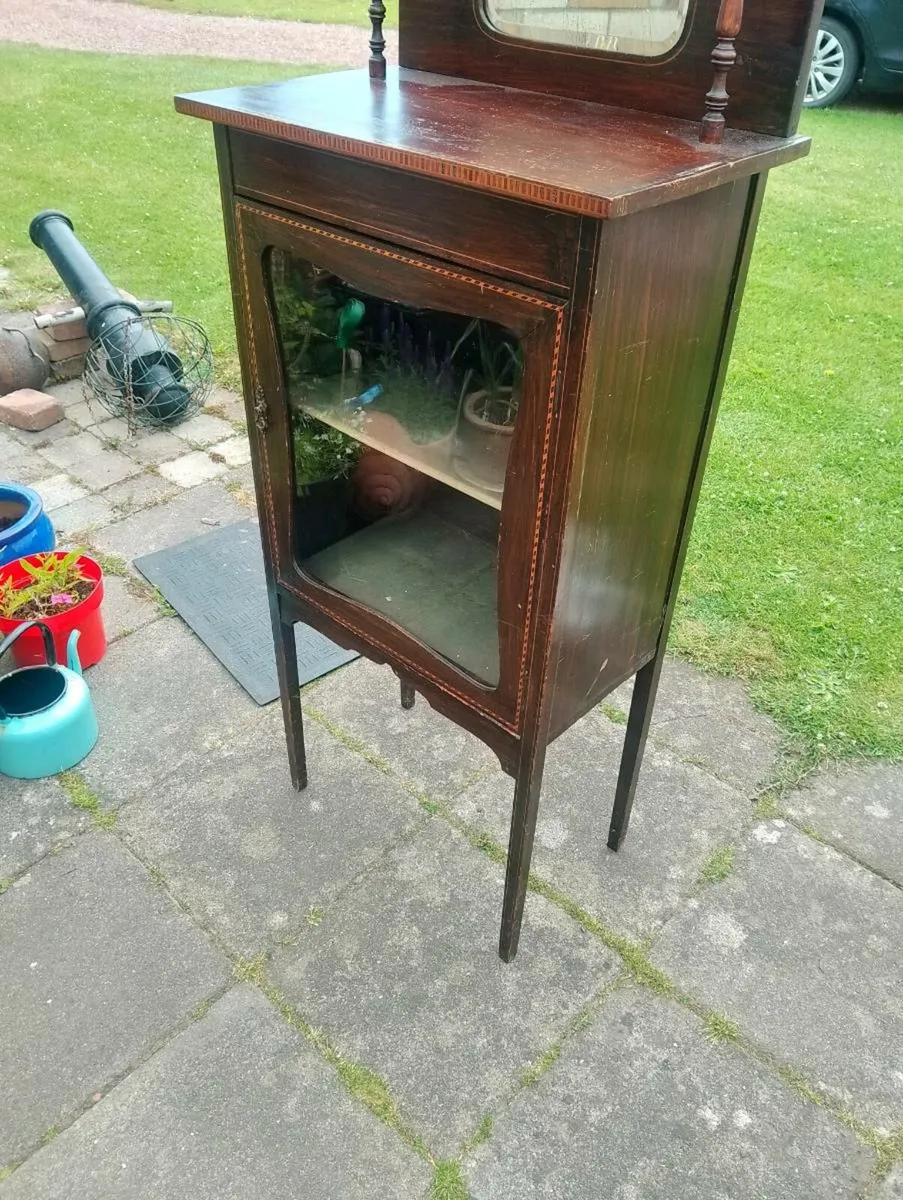 Gorgeous antique cabinet - Image 1
