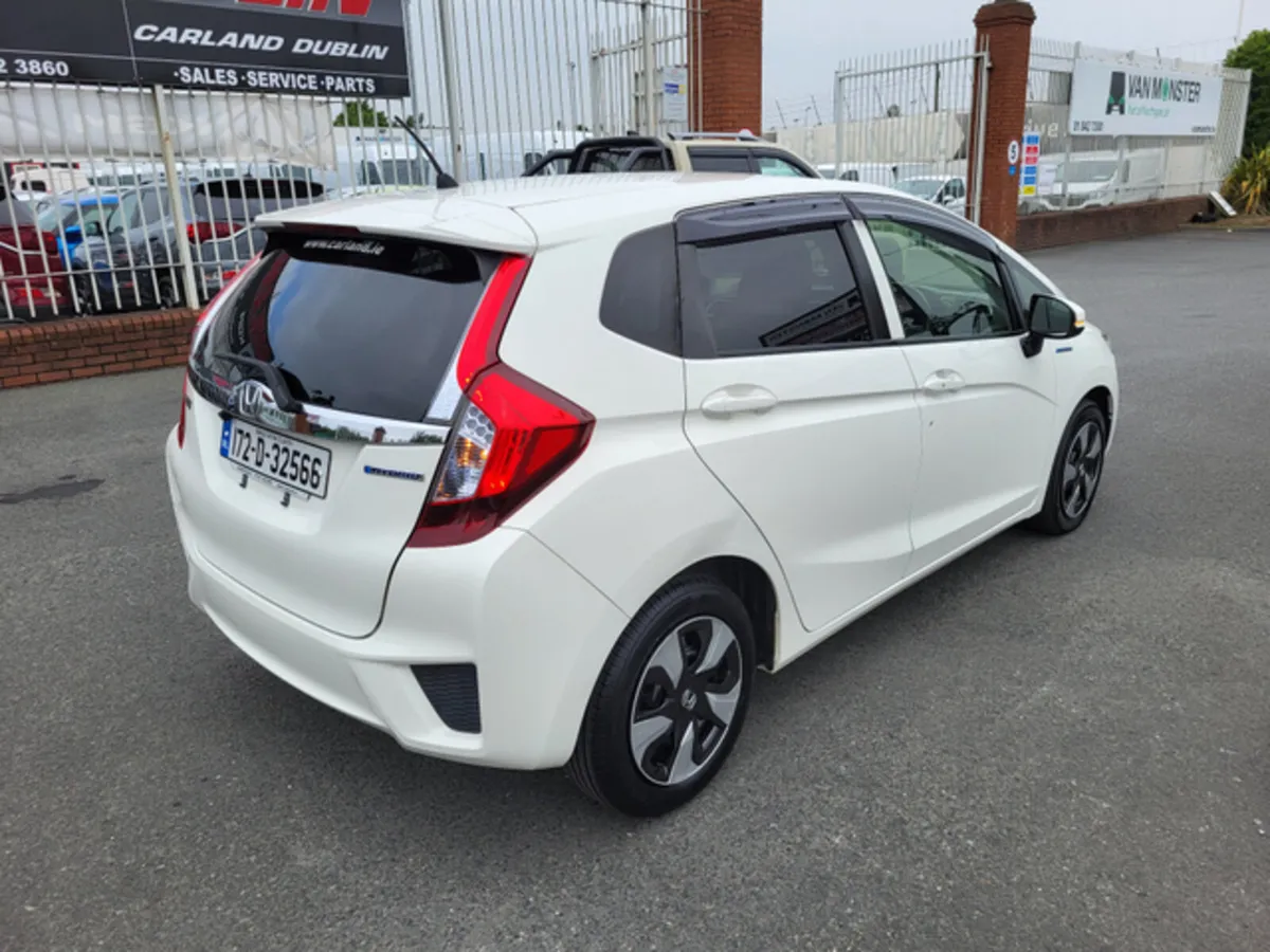 (2yr warranty) 1.5 Hybrid Auto (172) - Image 4