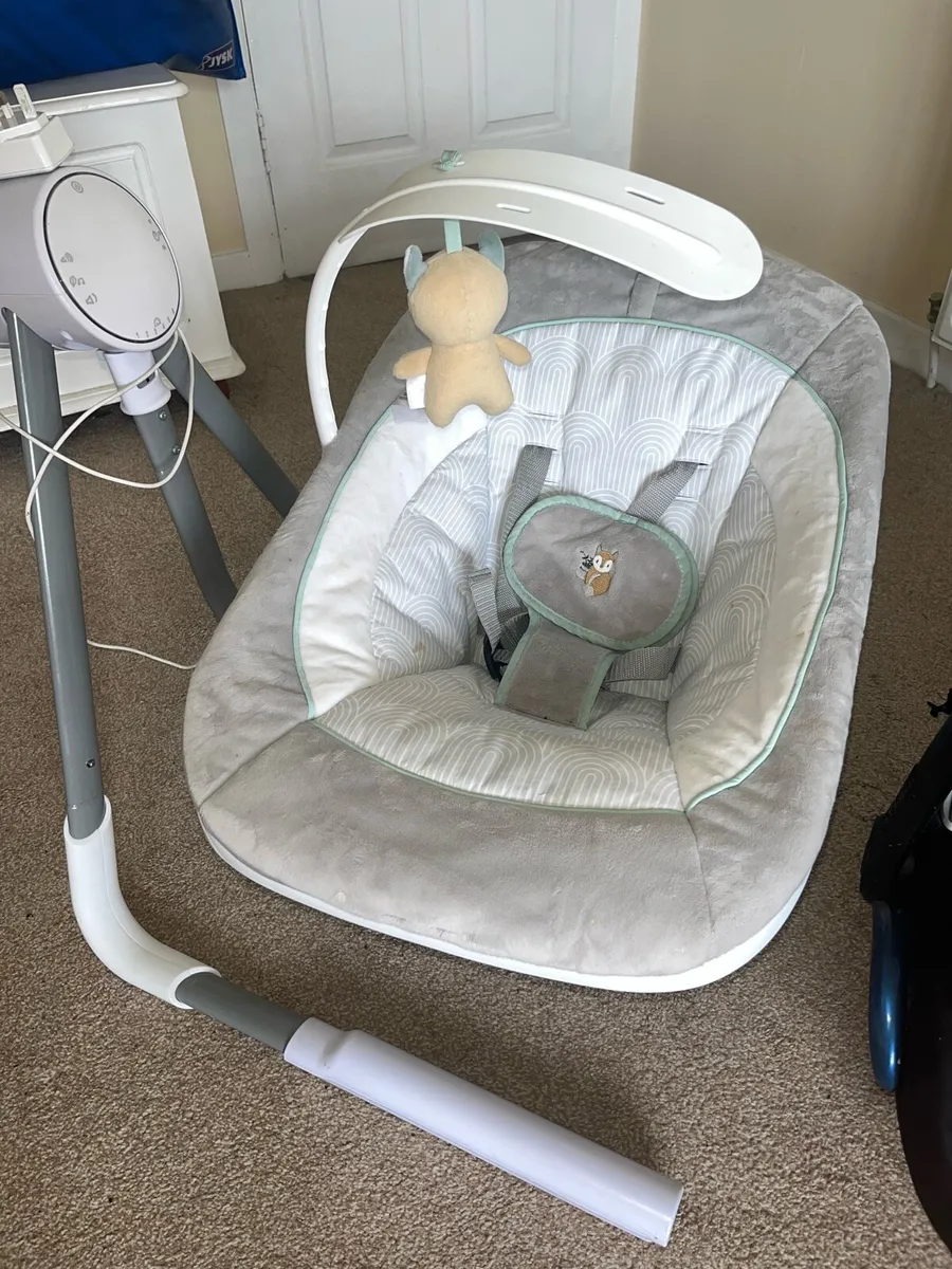 Baby swing chair & maxi cosi car seat - Image 3