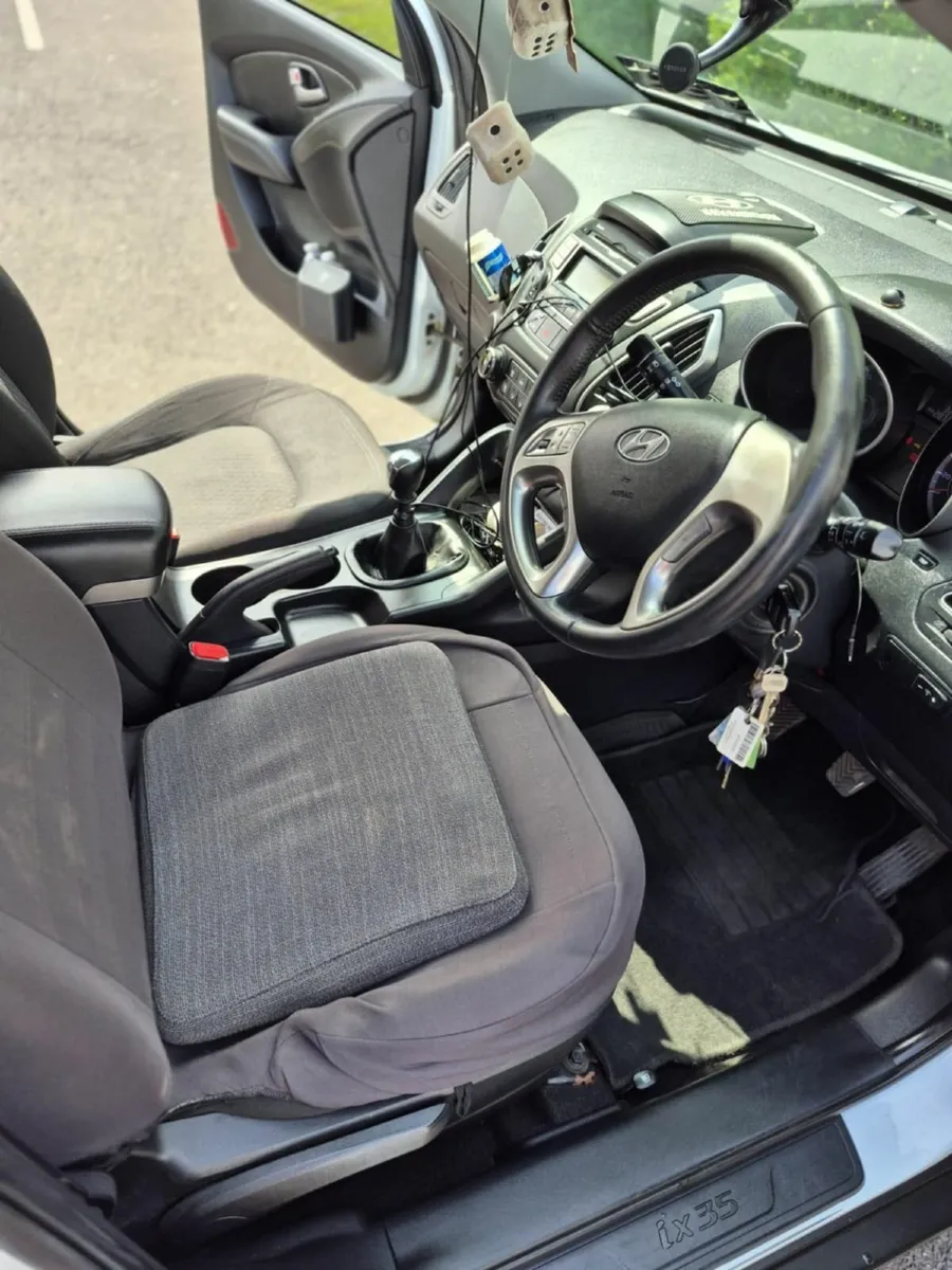 Hyundai ix35 2011 - Image 4